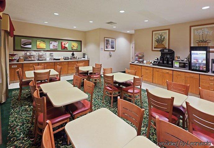Fairfield Inn & Suites Lubbock Restaurant photo